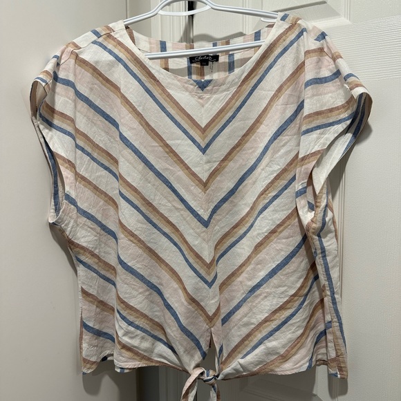 White Top - Picture 1 of 3